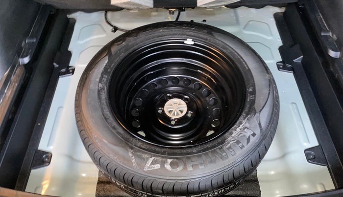 2023 KIA SELTOS  HTK 1.5 PETROL MT, Petrol, Manual, 15,174 km, Spare Tyre