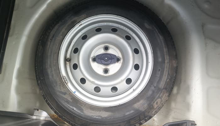 2020 Maruti Swift LXI, Petrol, Manual, 32,865 km, Spare Tyre