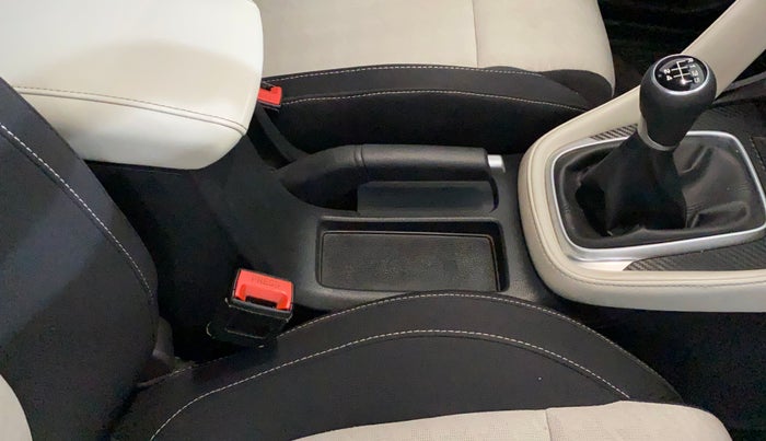 2022 MG ASTOR SUPER EX 1.5 MT, CNG, Manual, 71,103 km, Gear Lever