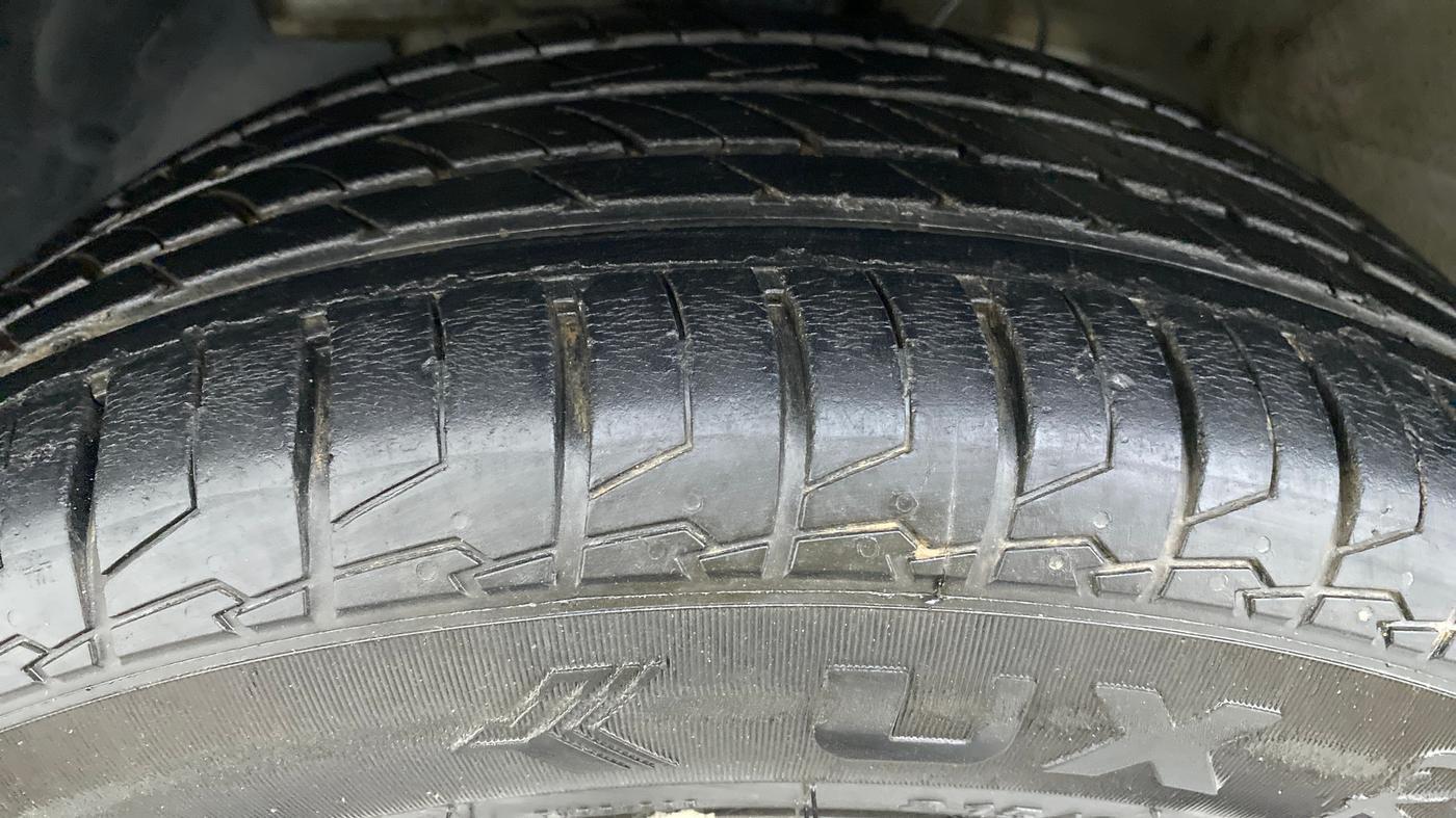 2020 Hyundai VENUE SX 1.0 GDI IMT, Petrol, Manual, 26,667 km, Left Front Tyre Tread