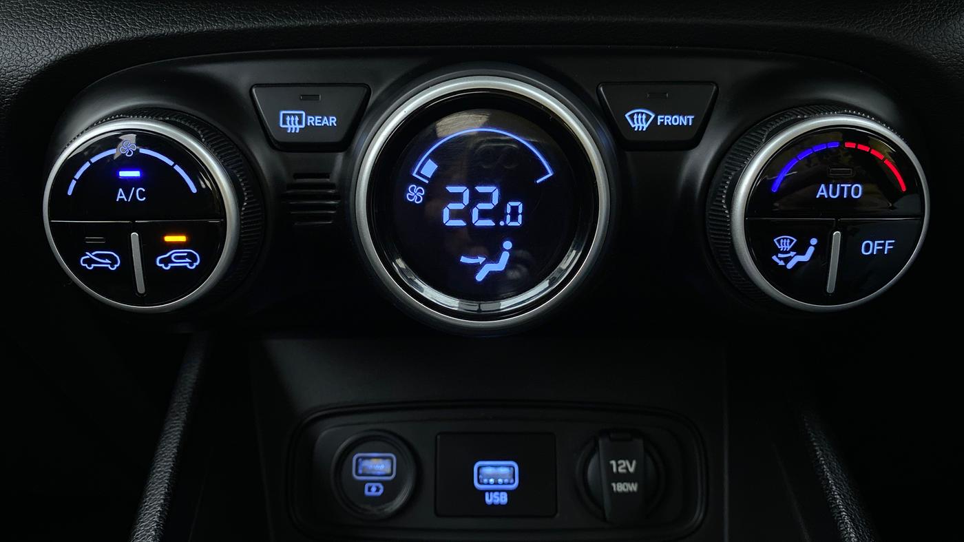2020 Hyundai VENUE SX 1.0 GDI IMT, Petrol, Manual, 26,667 km, Automatic Climate Control