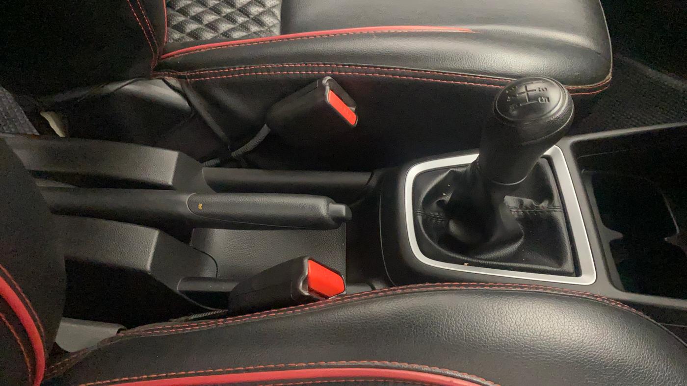 2020 Maruti Swift LXI, Petrol, Manual, 12,837 km, Gear Lever