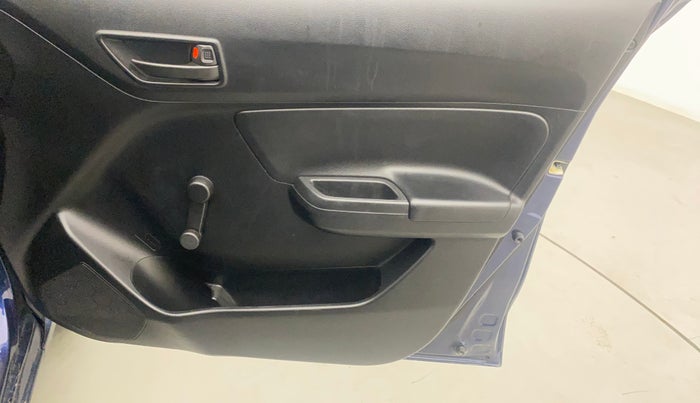 2020 Maruti Swift LXI, Petrol, Manual, 12,837 km, Driver Side Door Panels Control