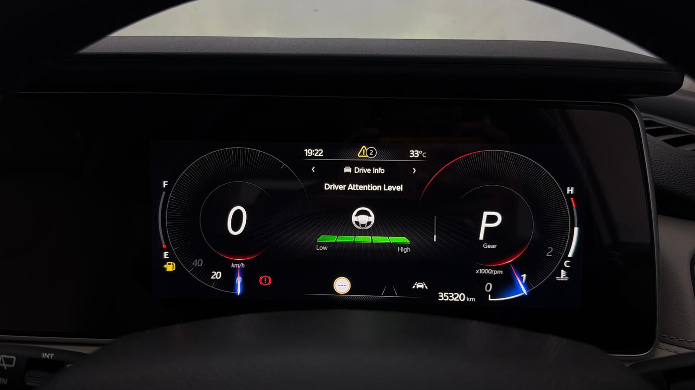 2023 Mahindra XUV700 AX 7 LUXURY P AT 7 STR, Petrol, Automatic, 35,320 km, Odometer Image