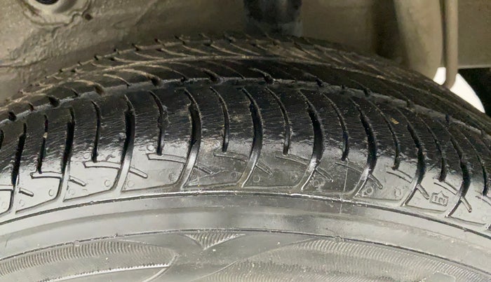 2016 Maruti Celerio ZXI AMT, Petrol, Automatic, 22,761 km, Left Rear Tyre Tread