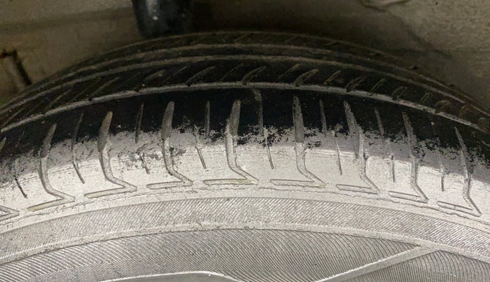 2016 Maruti Celerio ZXI AMT, Petrol, Automatic, 22,761 km, Right Rear Tyre Tread