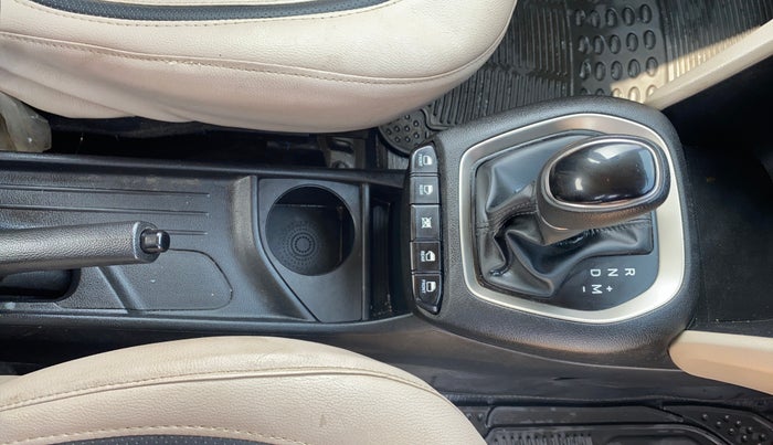 2019 Hyundai NEW SANTRO SPORTZ AMT, Petrol, Automatic, 45,238 km, Gear Lever