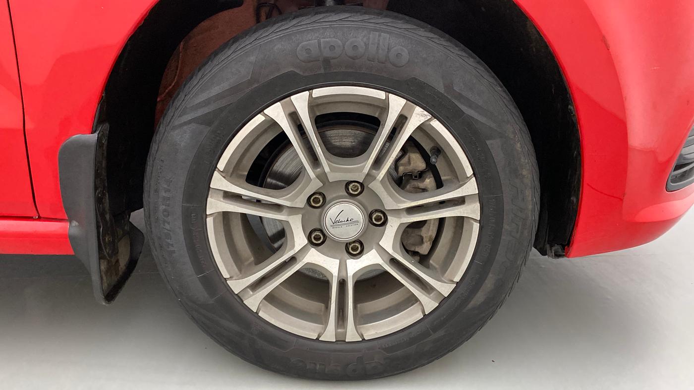 2019 Volkswagen Polo Trendline 1.0 L Petrol, Petrol, Manual, 60,455 km, Right Front Wheel
