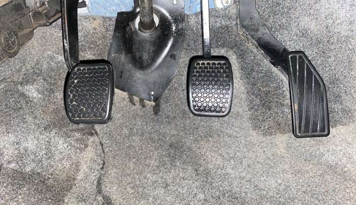 2017 Maruti Alto 800 VXI, Petrol, Manual, 38,099 km, Pedals