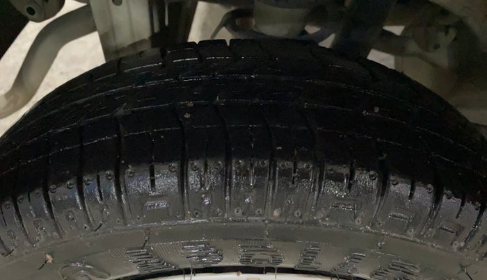 2017 Maruti Alto 800 VXI, Petrol, Manual, 38,099 km, Right Rear Tyre Tread