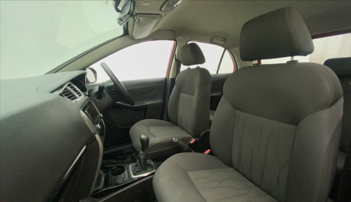 2015 Tata Bolt XMS REVOTRON, Petrol, Manual, 60,878 km, Right Side Front Door Cabin