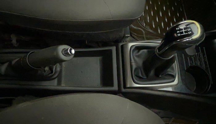 2015 Tata Bolt XMS REVOTRON, Petrol, Manual, 60,878 km, Gear Lever