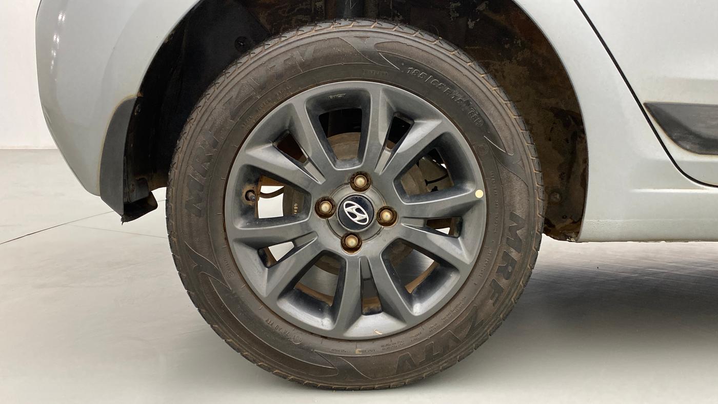 2019 Hyundai Elite i20 1.2 SPORTS PLUS VTVT, Petrol, Manual, 33,931 km, Right Rear Wheel