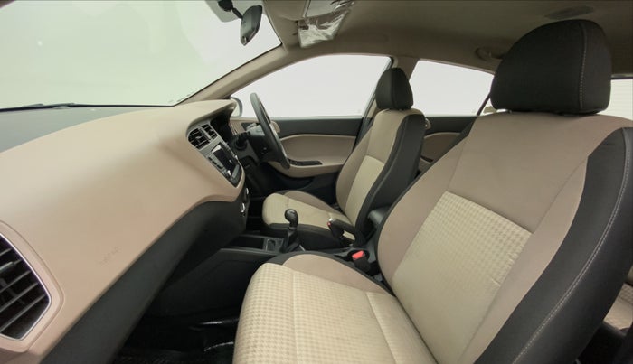 2019 Hyundai Elite i20 1.2 SPORTS PLUS VTVT, Petrol, Manual, 33,931 km, Right Side Front Door Cabin