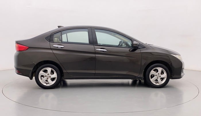 2016 Honda City 1.5L I-VTEC V MT, Petrol, Manual, 1,11,638 km, Right Side View