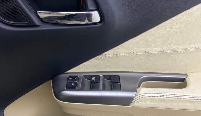 2015 Honda City 1.5L I-VTEC VX CVT, Petrol, Automatic, 40,048 km, Driver Side Door Panels Control