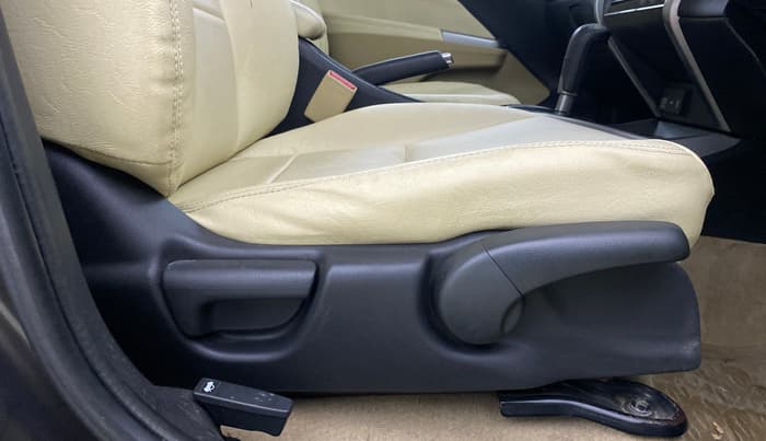 2015 Honda City 1.5L I-VTEC VX CVT, Petrol, Automatic, 40,048 km, Driver Side Adjustment Panel