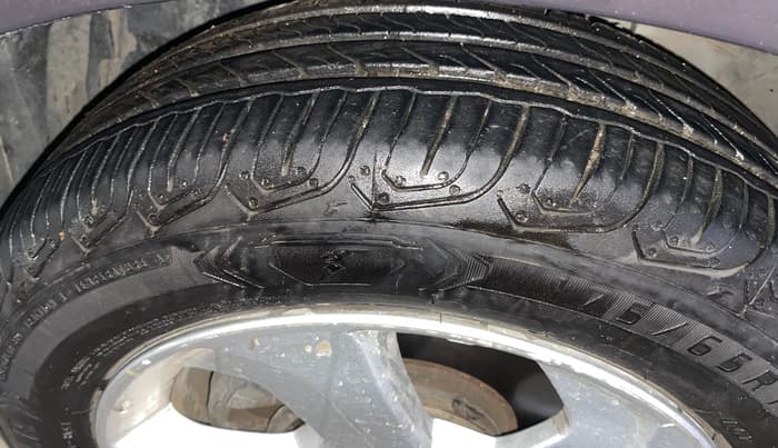 2015 Honda City 1.5L I-VTEC VX CVT, Petrol, Automatic, 40,048 km, Left Front Tyre Tread