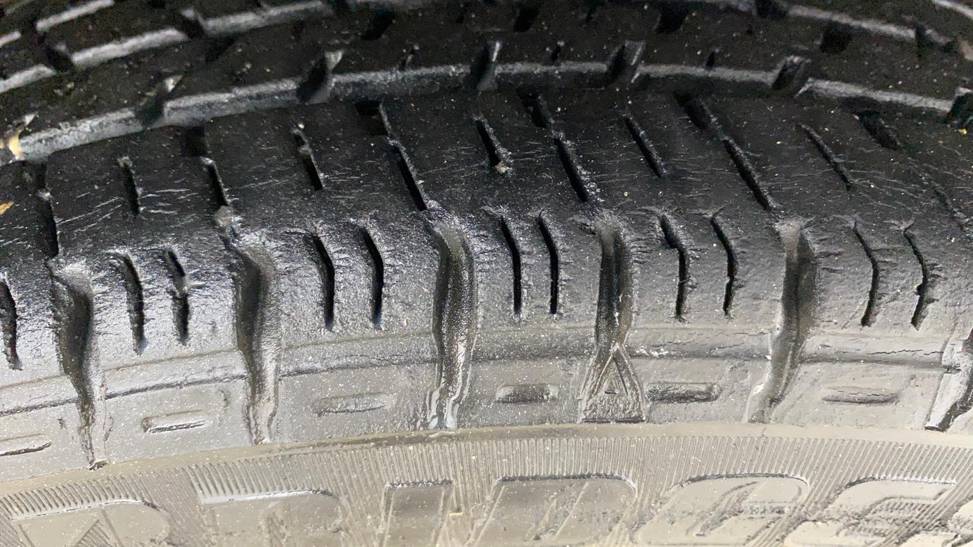 2016 Maruti Alto K10 VXI, Petrol, Manual, 27,435 km, Left Rear Tyre Tread