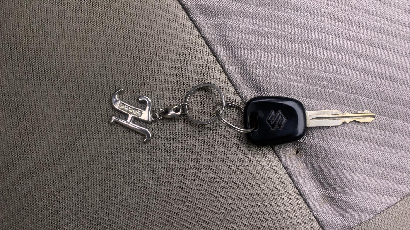 2016 Maruti Alto K10 VXI, Petrol, Manual, 27,435 km, Key Close Up
