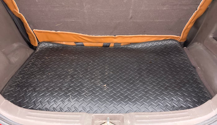 2010 Maruti Zen Estilo VXI, Petrol, Manual, 44,982 km, Boot Inside