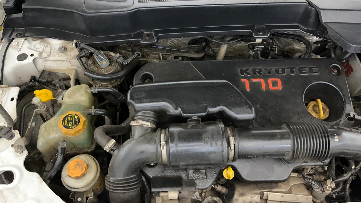 2022 Tata Safari XT PLUS, Diesel, Manual, 69,813 km, Engine View - Right