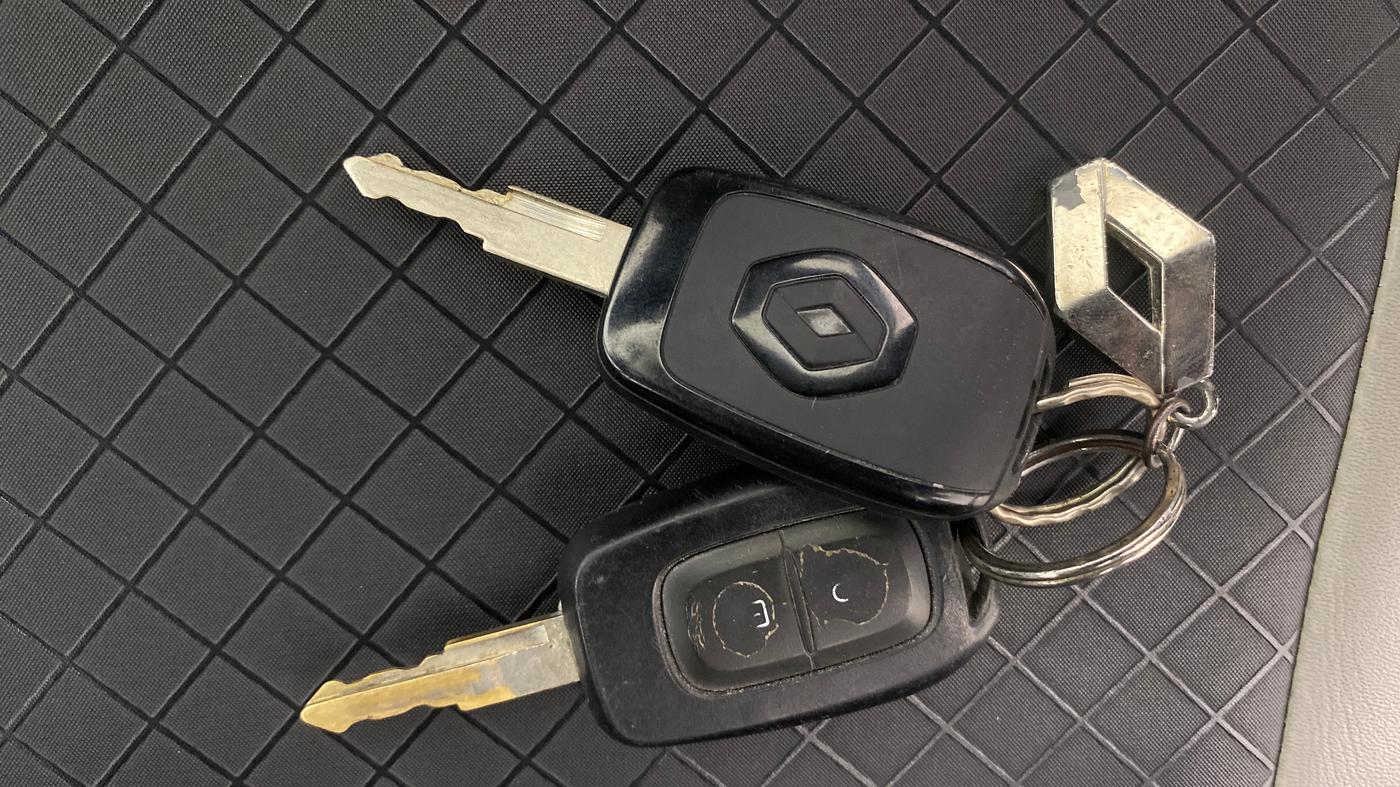 2020 Renault Kwid RXL 1.0 AMT, Petrol, Automatic, 30,191 km, Key Close Up