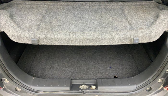 2018 Maruti Alto K10 VXI, Petrol, Manual, 16,324 km, Boot Inside