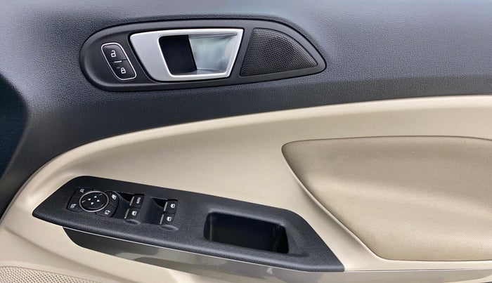 2020 Ford Ecosport TITANIUM + 1.5L PETROL AT, Petrol, Automatic, 28,086 km, Driver Side Door Panels Control