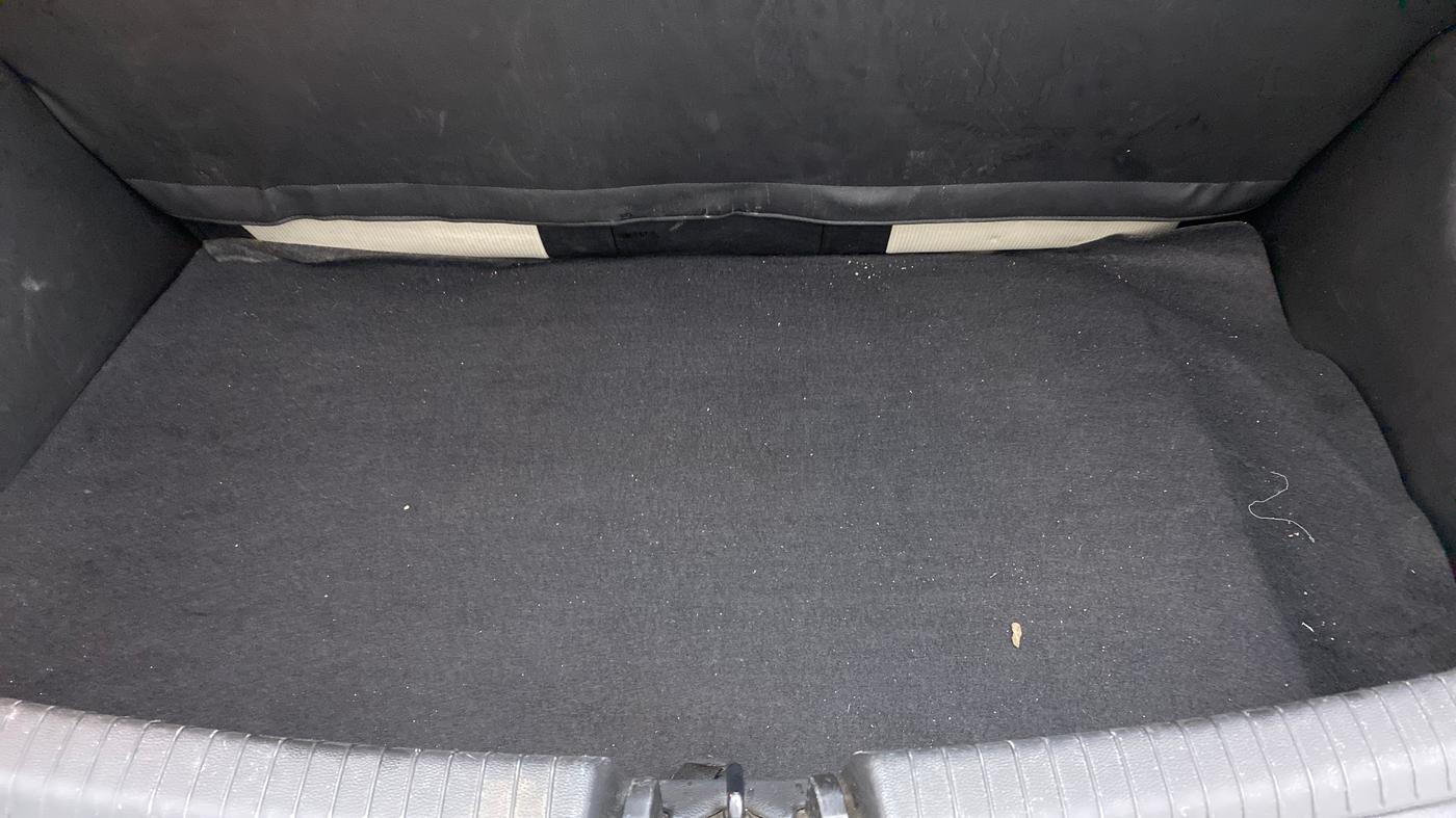 2015 Hyundai Grand i10 SPORTZ 1.2 KAPPA VTVT, Petrol, Manual, 47,387 km, Boot Inside