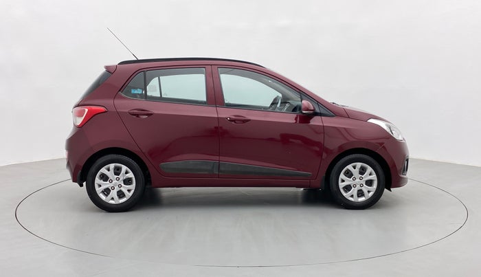 2015 Hyundai Grand i10 SPORTZ 1.2 KAPPA VTVT, Petrol, Manual, 47,387 km, Right Side View
