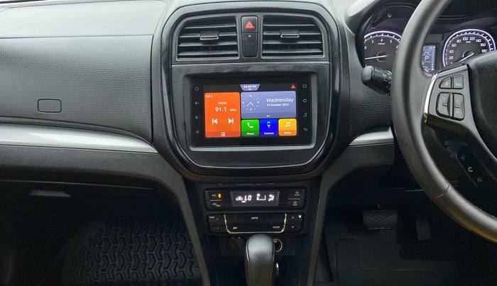 2020 Toyota URBAN CRUISER PREMIUM DUAL TONE AT, Petrol, Automatic, 14,262 km, Air Conditioner