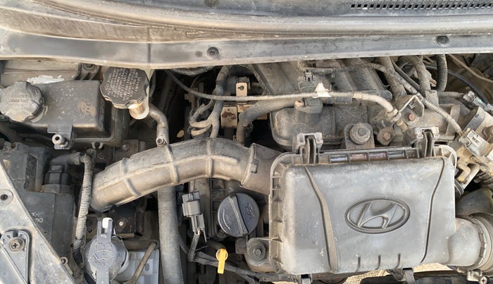 2014 Hyundai i10 SPORTZ 1.1, Petrol, Manual, 96,322 km, Engine View - Right