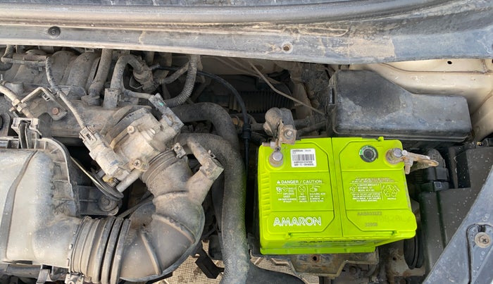 2014 Hyundai i10 SPORTZ 1.1, Petrol, Manual, 96,322 km, Engine View - Left