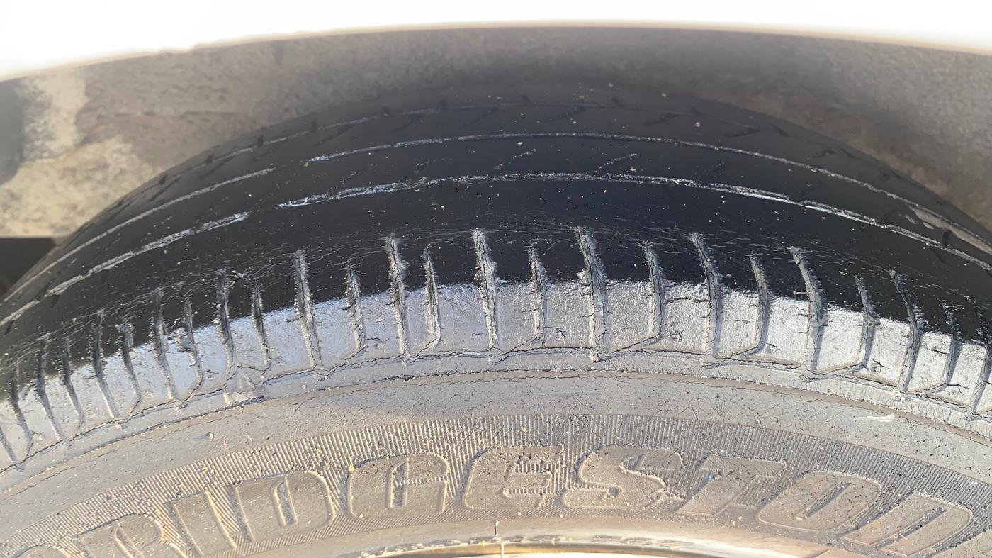 2014 Hyundai i10 SPORTZ 1.1, Petrol, Manual, 96,350 km, Right Rear Tyre Tread