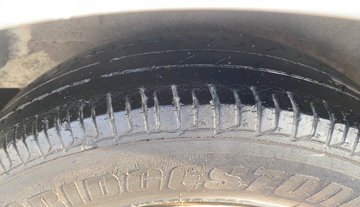 2014 Hyundai i10 SPORTZ 1.1, Petrol, Manual, 96,322 km, Right Rear Tyre Tread