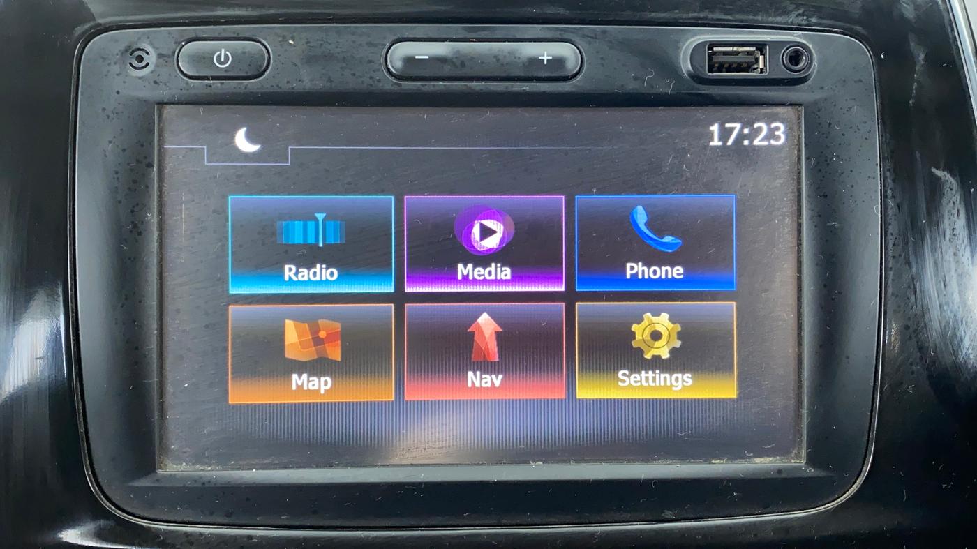 2017 Renault Kwid RXT 1.0 EASY-R AT OPTION, Petrol, Automatic, 26,057 km, Infotainment System