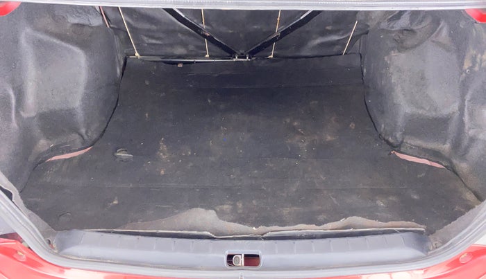 2012 Toyota Etios G, Petrol, Manual, 67,685 km, Boot Inside