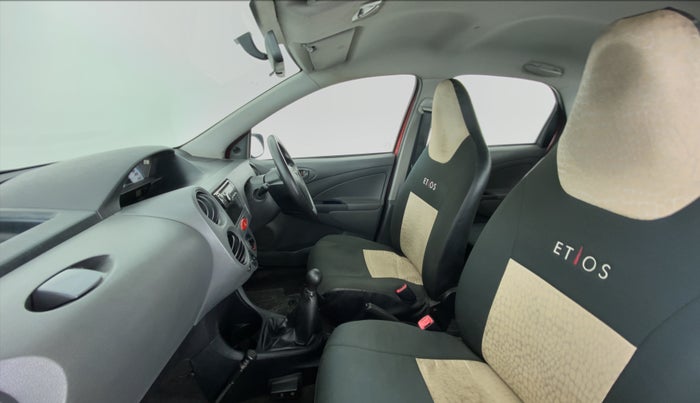 2012 Toyota Etios G, Petrol, Manual, 67,685 km, Right Side Front Door Cabin
