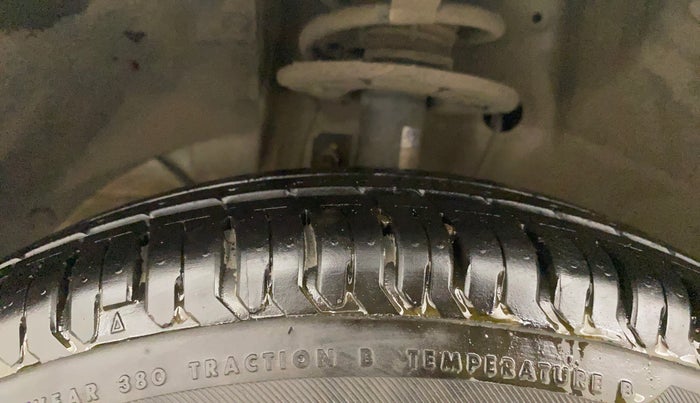 2019 Maruti Dzire VXI, Petrol, Manual, 17,726 km, Left Front Tyre Tread