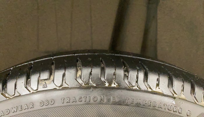 2019 Maruti Dzire VXI, Petrol, Manual, 17,726 km, Left Rear Tyre Tread