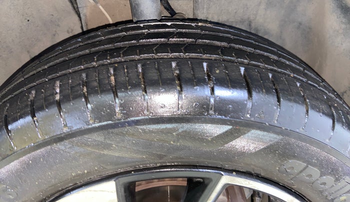 2023 Tata PUNCH CREATIVE  AMT, Petrol, Automatic, 12,091 km, Right Front Tyre Tread