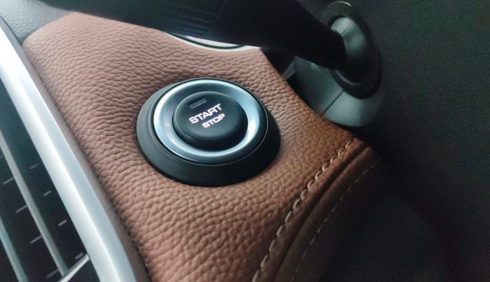 2021 MG HECTOR PLUS SHARP 1.5 PETROL TURBO CVT 6-STR, Petrol, Automatic, 31,545 km, Keyless Start/ Stop Button