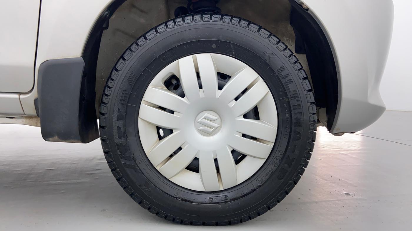 2014 Maruti Alto 800 LXI, Petrol, Manual, 9,653 km, Right Front Tyre