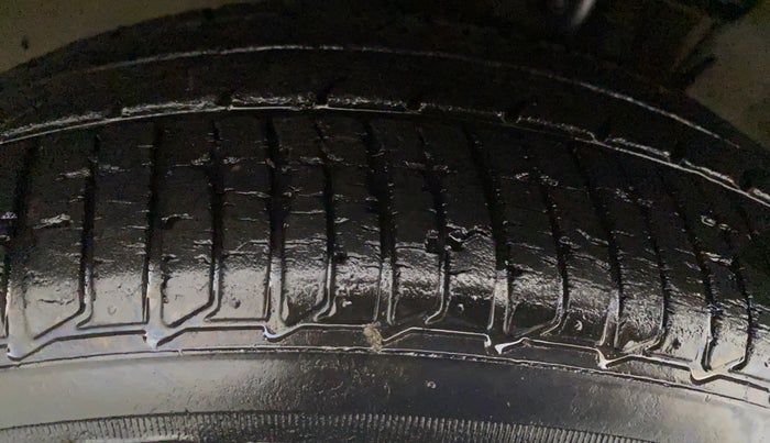 2017 Tata TIGOR XZ (O) PETROL, Petrol, Manual, 12,264 km, Right Rear Tyre Tread