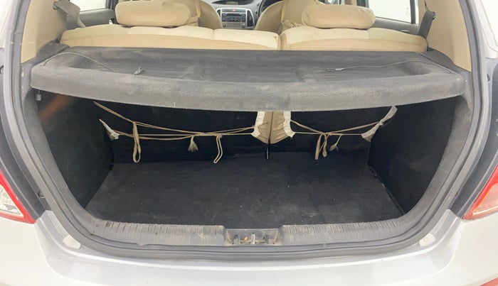 2013 Hyundai i20 SPORTZ 1.4 CRDI, Diesel, Manual, 1,05,964 km, Boot Inside