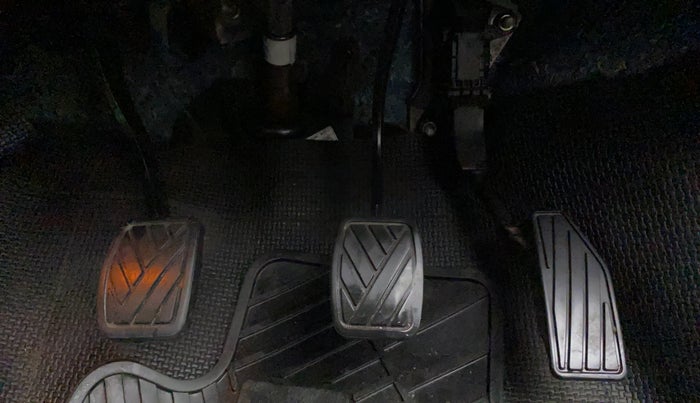 2021 Toyota Glanza G, Petrol, Manual, 63,792 km, Pedals