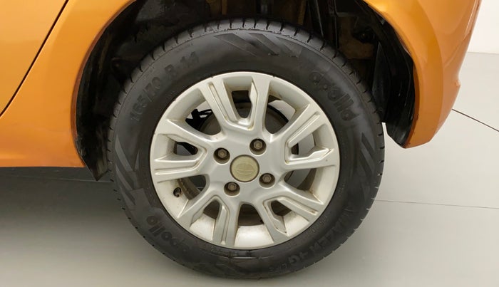 2018 Tata Tiago XZ DIESEL, Diesel, Manual, 38,454 km, Left Rear Wheel