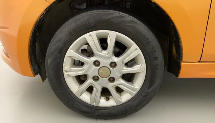 2018 Tata Tiago XZ DIESEL, Diesel, Manual, 38,454 km, Left Front Wheel