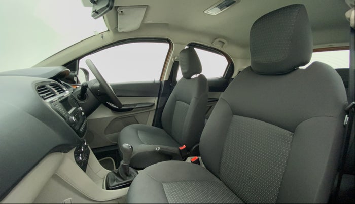 2018 Tata Tiago XZ DIESEL, Diesel, Manual, 38,454 km, Right Side Front Door Cabin